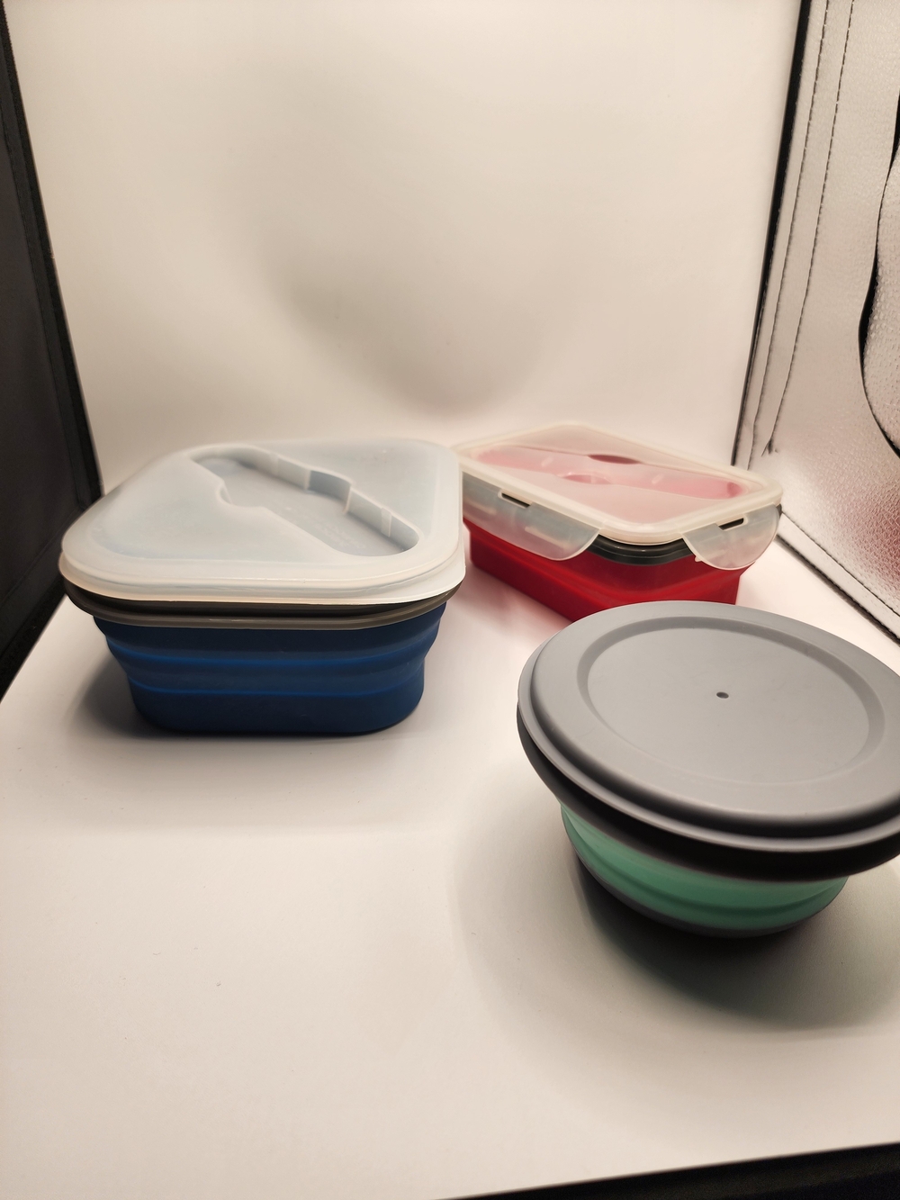 Silicone Collapsible Food Storage Containers - Blue, Red, Mint